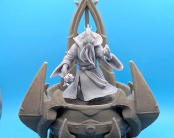 Mind Flayer Figure with Stand (Resin and PLA)