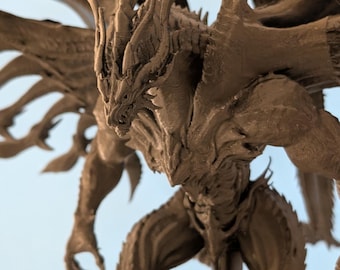 Bahamut Arisen With 25-Inch Wingspan and Cloud with swappable weapons