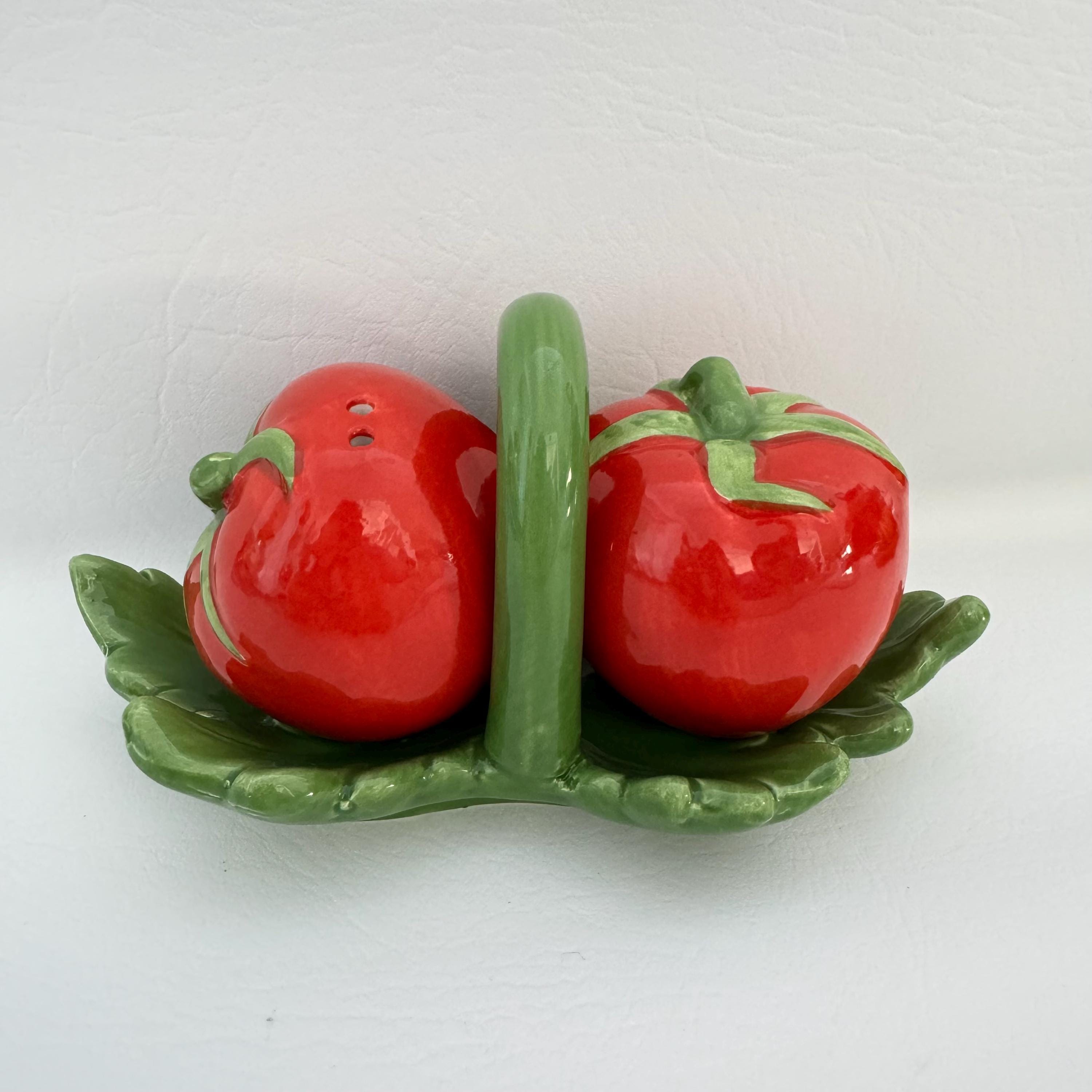Tomatoes Salt and Pepper Shaker Set With Leaf Tray New - Etsy