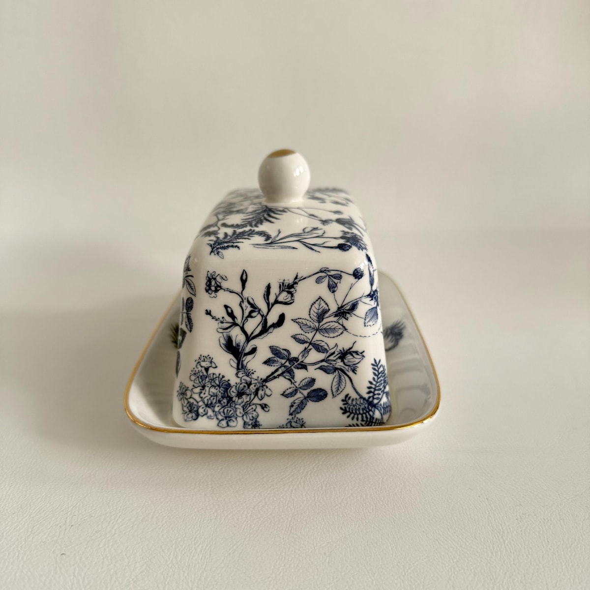 Blue Flower Fine Porcelain Butter Dish New
