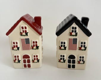 Blue Red House Ceramic Salt and Pepper Shaker Set New