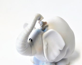 1987 Precious Moments Showers of Blessings   Elephant and Mouse Figurine. Enesco 105945.