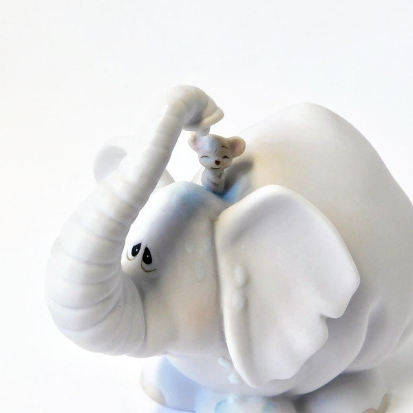 1987 Precious Moments Showers of Blessings   Elephant and Mouse Figurine. Enesco 105945.