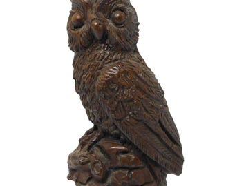 Vintage RED MILLS Handcrafted Owl Figurine. 1990s Owl