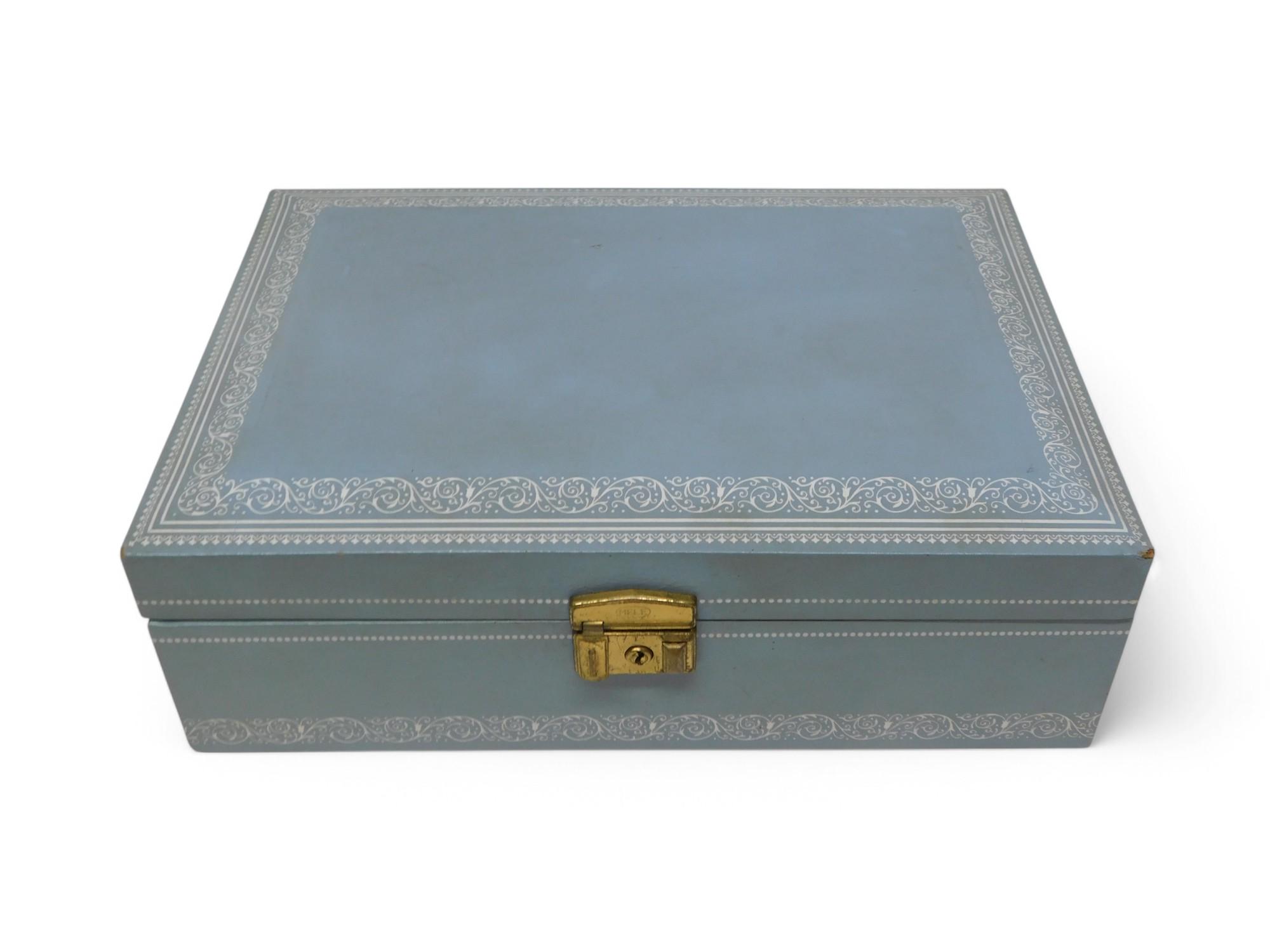 Vintage Mele Jewelry Box - Etsy