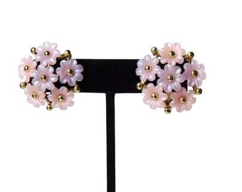 Vintage Lilac and Pink Cluster Daisy Flowers Earrings.