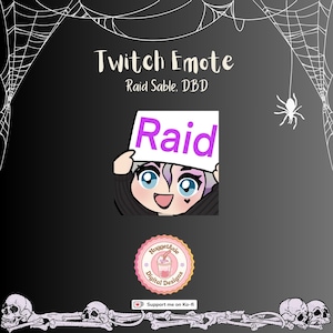 Puede incluir: Un emote de Twitch morado y blanco con un personaje de dibujos animados sosteniendo un cartel que dice "Raid". El personaje tiene el pelo morado, ojos azules y un corazón rosa en la mejilla. El fondo es negro con un diseño de telaraña.