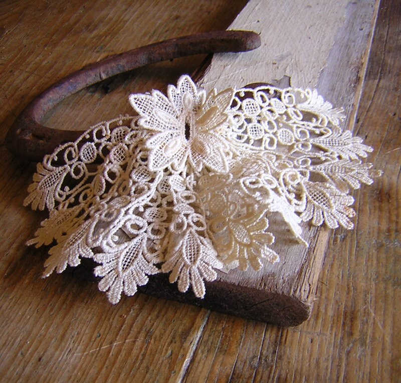 Cream Ecru Vintage Needlepoint Lace Button Collar Flounce Etsy