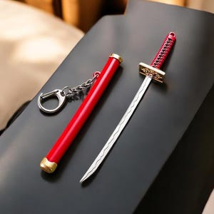 Mini Katana Keychain: Japanese Sword with Scabbard