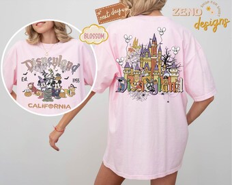 Comfort Colors® Halloween Disneyland California Est 1955 Shirt, Mickey und Friends Shirt, Magical Castle Shirt, Disney Halloween Pumpkin Tee