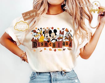 Comfort Colors® ミッキーと仲間たちのサンクスギビングシャツ、ディズニーランドサンクスギビング、ディズニートリップTシャツ、サンクスギビングファミリー、ディズニーサンクスギビング
