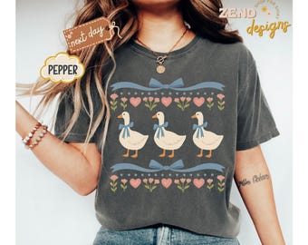 Camiseta Goose Vintage dos anos 80 Comfort Colors®, Camiseta Goose com Fita Azul Engraçada, Camiseta com Estampa Goose Retro, Camiseta com Animal de Fazenda Fofo, Camiseta Presente Cottagecore
