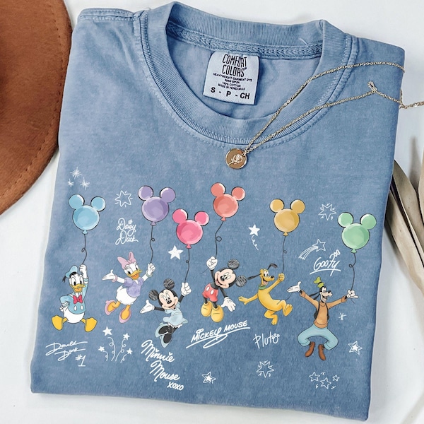 Camisetas Comfort Colors® Retro Disney Mickey y sus amigos, camisetas de vacaciones Disney, camisetas de Magic Kingdom, camisetas de Disneyland, camisetas de Disneyworld