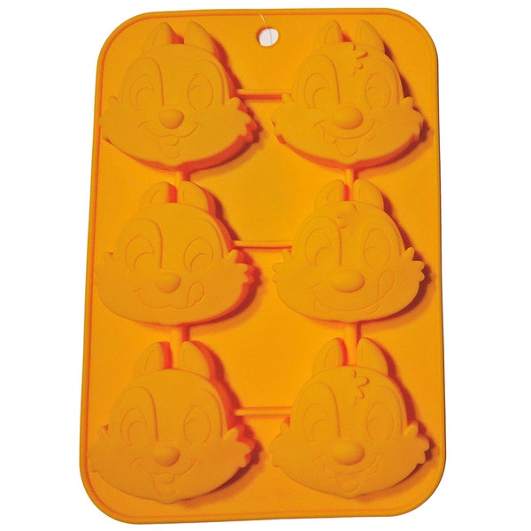 Disney Flexible silicone cake mold (Chip 'n Dale)