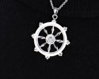 Collar con colgante Dharmachakra de plata de ley: Collar budista con la rueda del Dharma