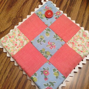 Vintage Cotton Feedsack Hot Pad