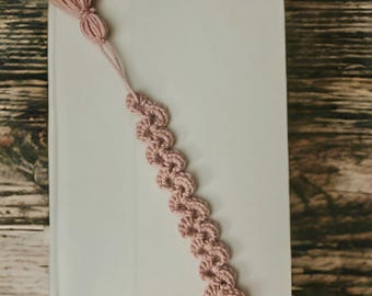 Pale Pink Handmade Crocheted Bookmark | Ideal For Booklovers | Delicate & Elegant