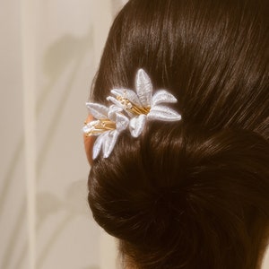 Blumen Haarkamm -LILIUM HAARKAMM- Bold vintage lace floral Lilie Blume botanische Taglilie Braut Accessoire Haarspange Kopfschmuck Hochzeit