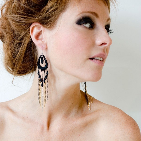 Black Lace earrings - GLAMOUR - Dangle statement earrings with gradient of chain in fringe effect, vintage jewelry inspired