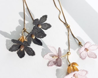 Lace flower necklace -TIARÉ NECKLACE- Long floral bolo style statement necklace, gardenia flower botanical chunky romantic boho adjustable