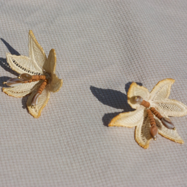 Floral lace earrings -LAELIA- Large weightless flower earrings. Botanical stud statement earrings. Unusual tropical mother of pearl nacre