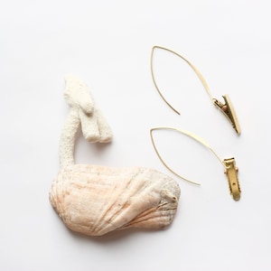 Sustainable statement earrings NATURAL SPECIMEN unusual ethical jewelry wearable nature hack floral seashell air plant botanical flowers image 3