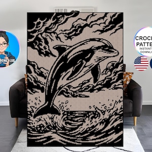 Może przedstawiać: Czarno-beżowy wzór szydełkowy przedstawiający delfina wyskakującego z fal oceanu. Projekt zawiera stylizowane chmury w tle. Tekst na obrazie brzmi PIXEL CROCHET LAB oraz CROCHET PATTERN INSTANT PDF DOWNLOAD.