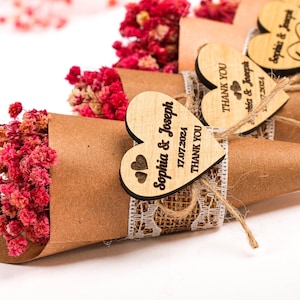 Mini bouquet di fiori bomboniera con magnete, bomboniera personalizzata per gli ospiti, regalo per la festa nuziale, mini bouquet di fiori fatto a mano