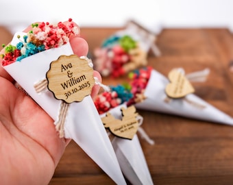 Wedding Favor Magnet, Mini Dried Flower Bouquet, Wedding Magnet, Handmade Mini Bouquet, Magnet Favors, Bridal Shower Favors, Flower Favors