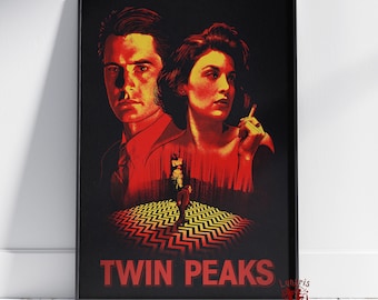 Könnte beinhalten: Ein gerahmtes Poster mit dem Twin Peaks-Logo und -Bildmaterial. Das Poster hat einen schwarzen Hintergrund mit roten und gelben Akzenten. Das Bild zeigt zwei Personen und ein Zickzackmuster.