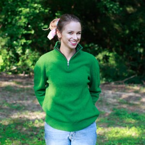 Kelly green sweater womens store