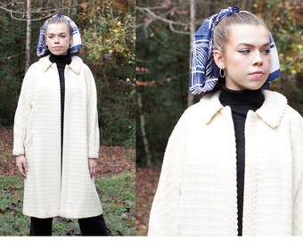 Off White Textured Wool Coat by Youthcraft Size Medium/ Full Length Coat w Brocade Accents/ Beautiful Details Creamed Colored Coat