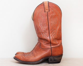 Justin Men's Vintage Cowboy Boots/ Mens Size 9.5D/ Well Worn Caramel Brown Leather Authentic Cowboy Boots/ Justin Style 1632