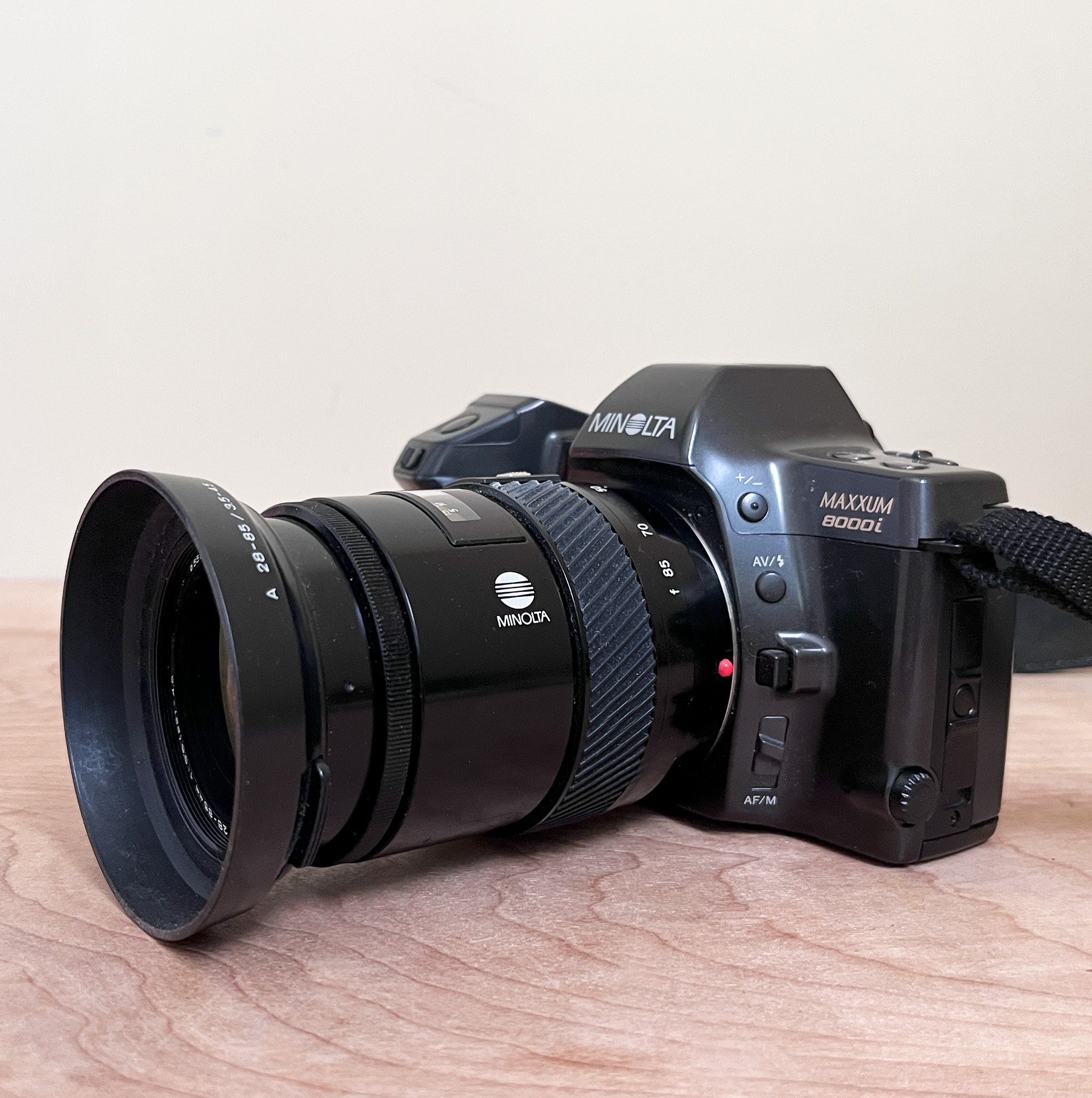 19 KONICA MINOLTA AF ZOOM 28-75mm F2.8 32 D カメラ レンズ AF 現状品