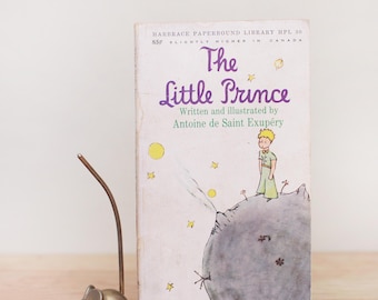 A Little Prince by Antoine de Saint-Exupéry/ 1971 Paperback Edition/ Beautiful Classic Children's Book