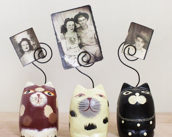 Cat Photo Holders Set of 3/ Cute Folk Art Style Kitties w Black Wire Postcard, Menu or Photo Holders/ Fun Cat Lady Core