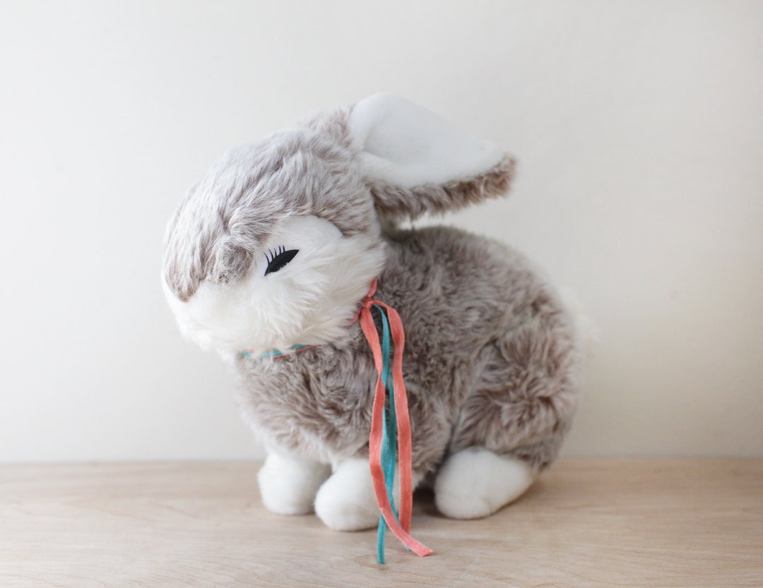 Gund Bunny Rabbit Plushie / Sweet Grey and White Colored Bunny Plush ...
