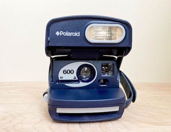 Polaroid 600 Round Instant Film Camera 600 film Camera Blue