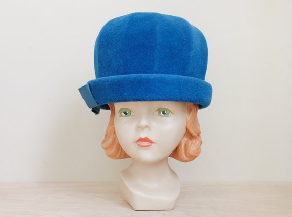 Merrimac Cloche Hat in a Stunning Aqua Blue/1920s… - image 3