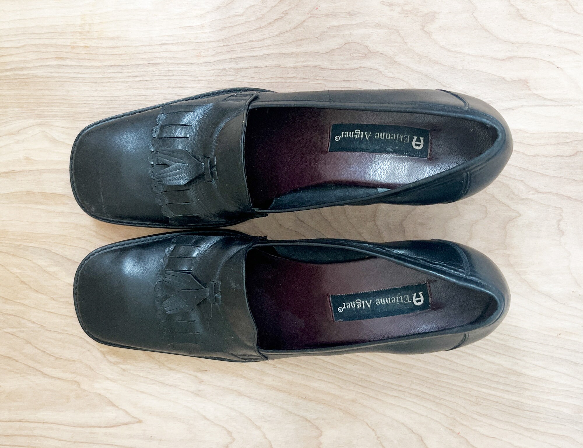 Etienne Aigner 70s Style Tasseled Fringed Loafer Size 9M  display picture 3