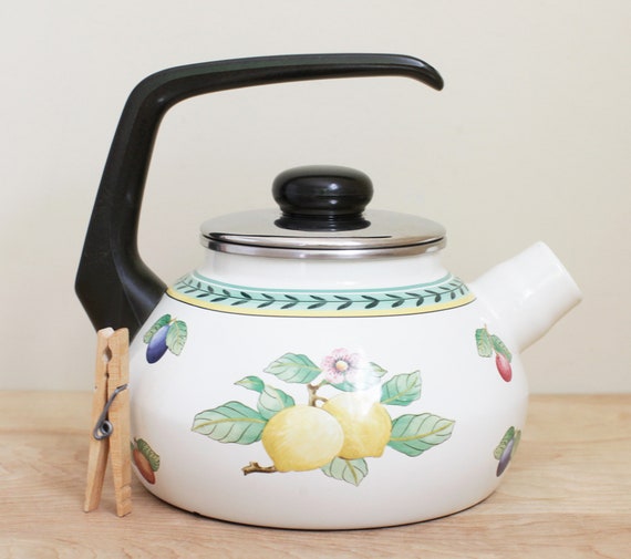 Villeroy & Boch French Garden Enamel Tea Kettle/ Lovely Fruit