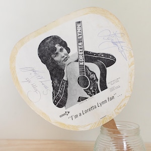 Loretta Lynn Autographed Souvenir &quot;I&#39;m a Loretta Lynn Fan&quot; Fan/ 60s Decca Records Tour/ Signed by Loretta + Stars Peggy Sue & Sonny Wright