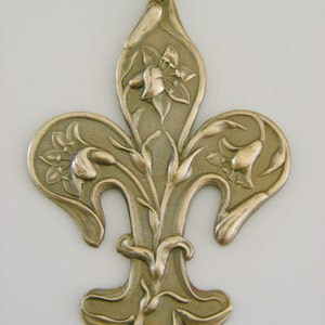 Fleur De Lis Pendant Vintage Brass Large Pendant for Necklace Stamping 2 pcs image 1