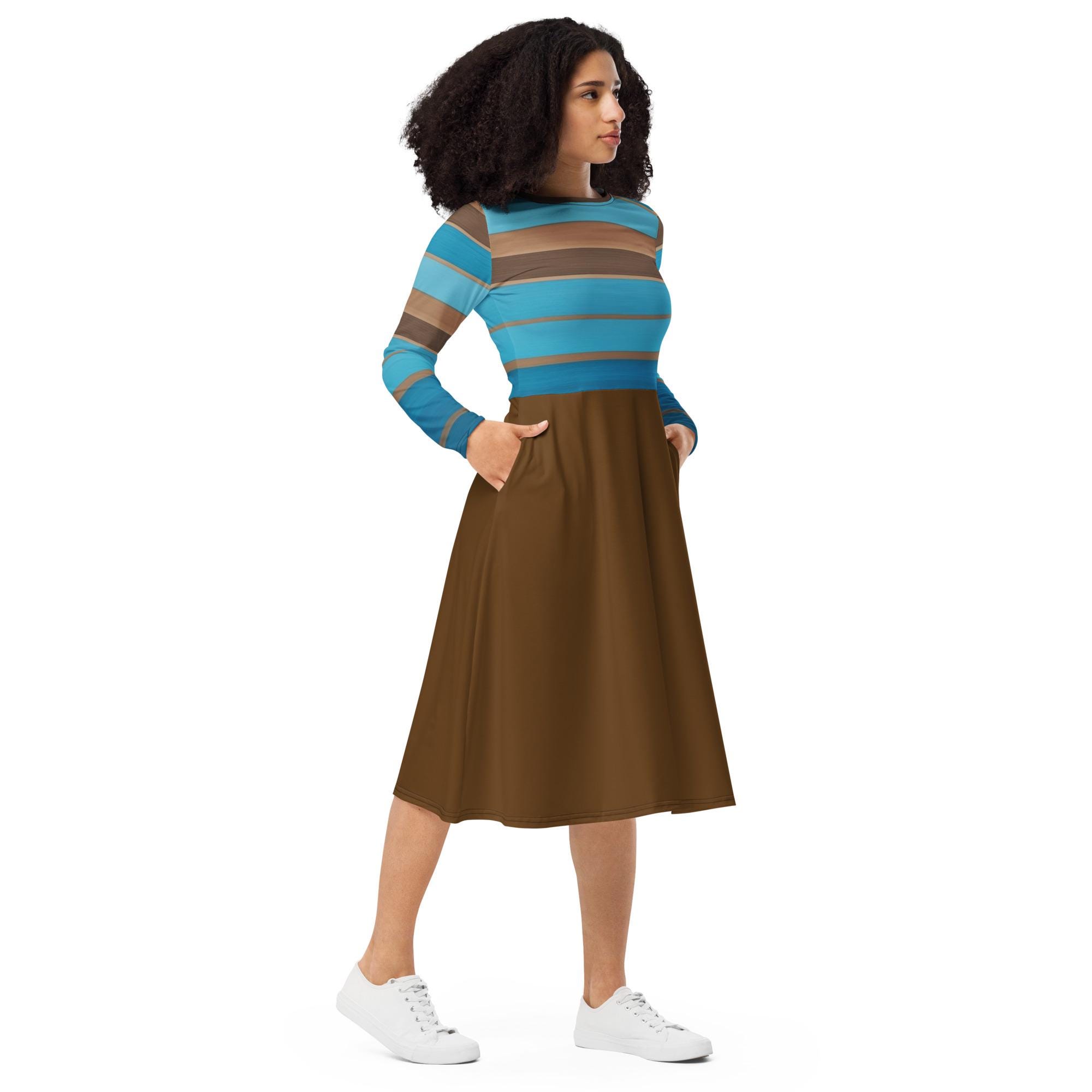 blue and brown long sleeve dress Elorie Long Sleeve Maxi Dress Blue / Brown