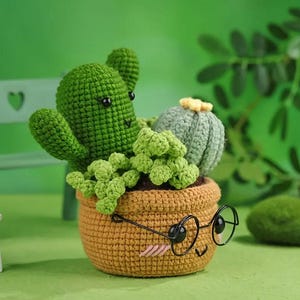 DIY Cactus Potted Plant Crochet Pattern + VIDEO TUTORIAL