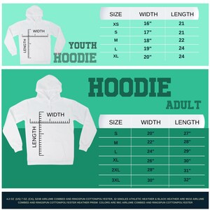 Op de afbeelding: Een maattabel voor hoodies voor jongeren en volwassenen. De tabel toont de breedte- en lengtemaat in inches voor elke maat, van XS tot 3XL.