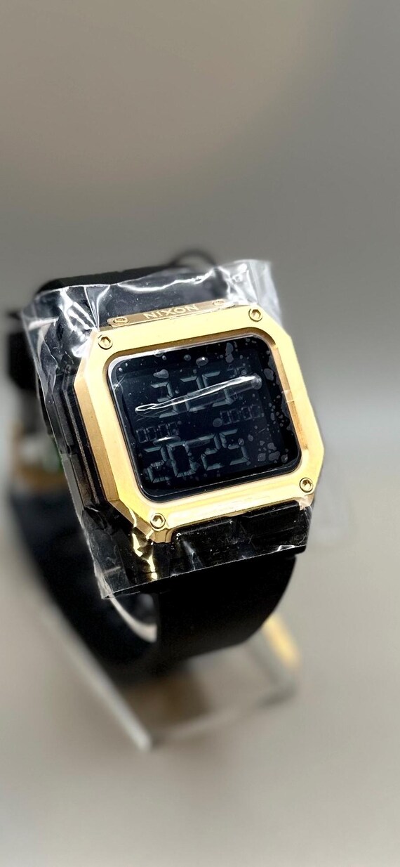 Nixon regulus watch - Gem