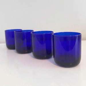 Set of 4 Vintage LIBBEY Cobalt Blue glasses, juice glass, 90’s blue drinkware, vintage blue bar ware | FREE SHiPPING