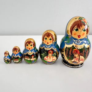 set of 5 MATRYOSHKA nesting dolls Ukrainian nesting dolls wooden hand painted traditional folk art from Ukrainian home decor shelf decor