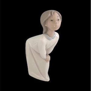 Vintage LLADRO kissing girl #4873 retired porcelain figurine made in Spain | collectible figurine | FREE SHIPPING